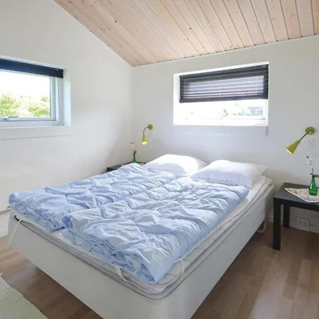 Holiday home Three-bedroom In *