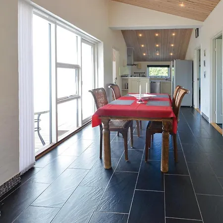 Holiday home Three-bedroom In